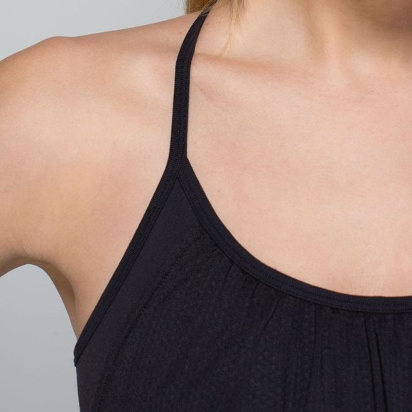 Lululemon No Limit Tank Black sz 4 EUC - Picture 11 of 15